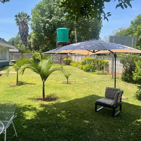 The Hawks Bed And Breakfast Harare Esterno foto