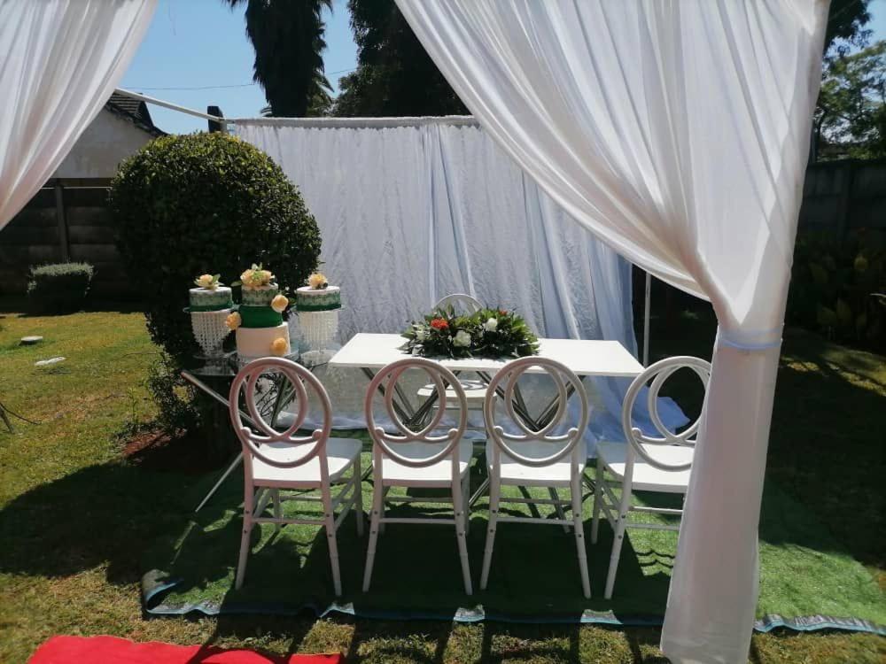 The Hawks Bed And Breakfast Harare Esterno foto