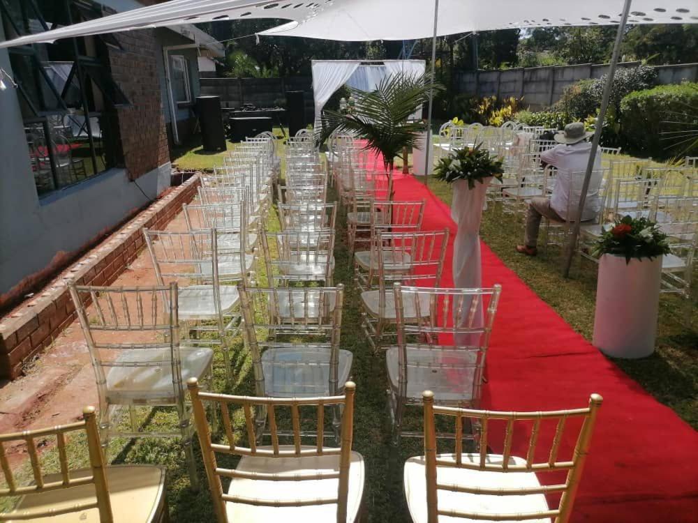 The Hawks Bed And Breakfast Harare Esterno foto