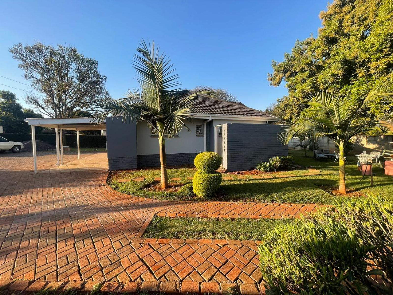 The Hawks Bed And Breakfast Harare Esterno foto