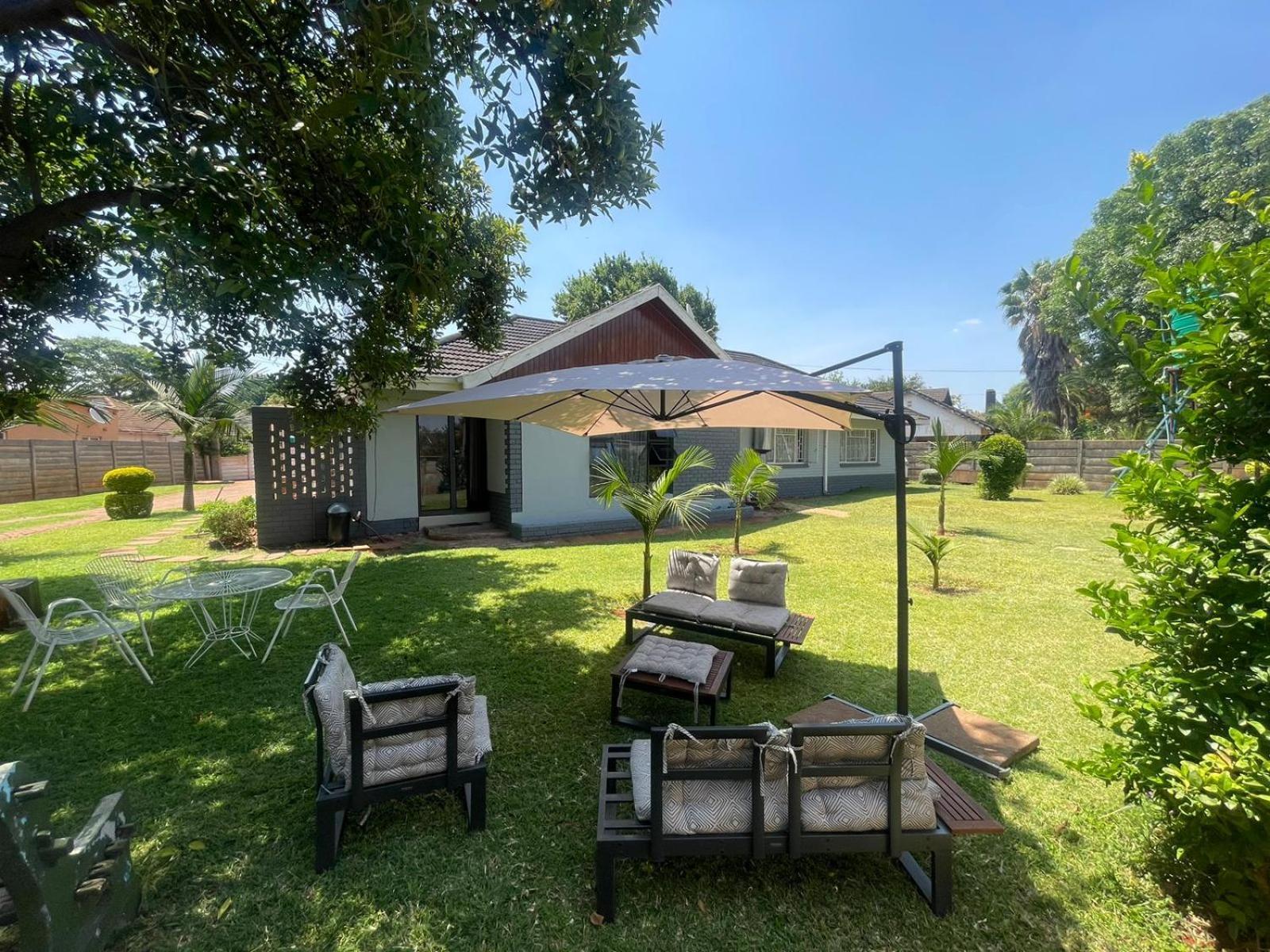 The Hawks Bed And Breakfast Harare Esterno foto