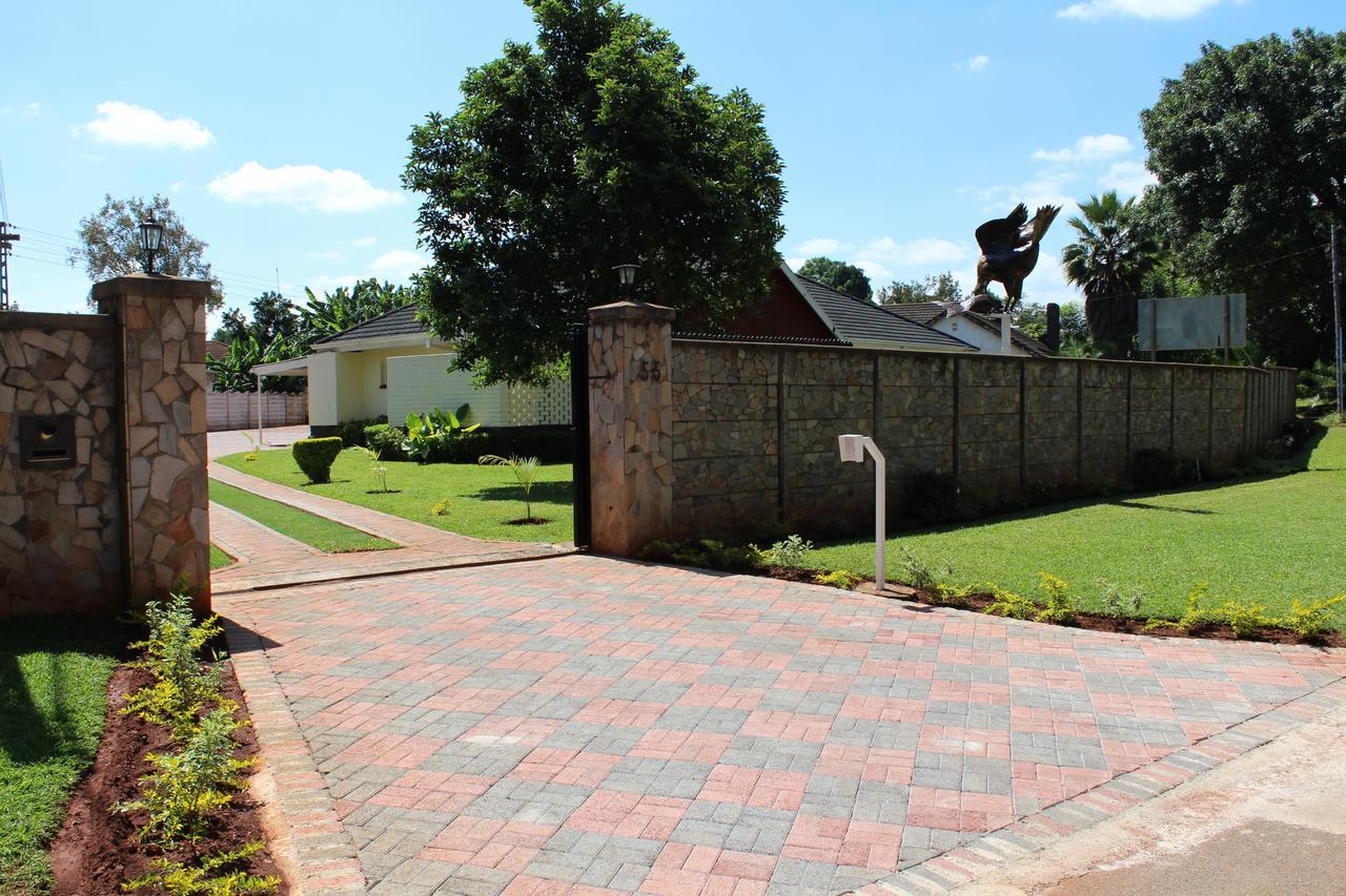 The Hawks Bed And Breakfast Harare Esterno foto